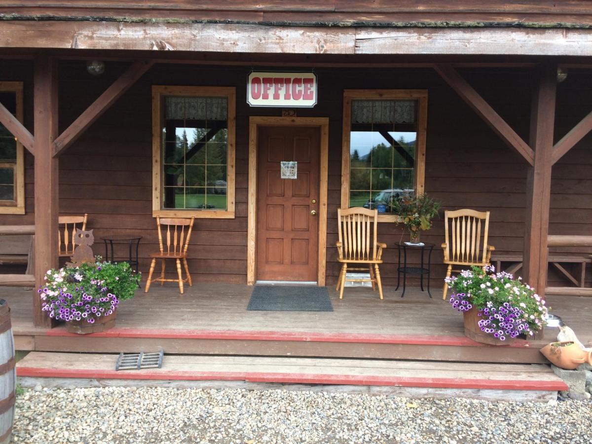 Hotel Wells Gray Guest Ranch Clearwater Zewnętrze zdjęcie