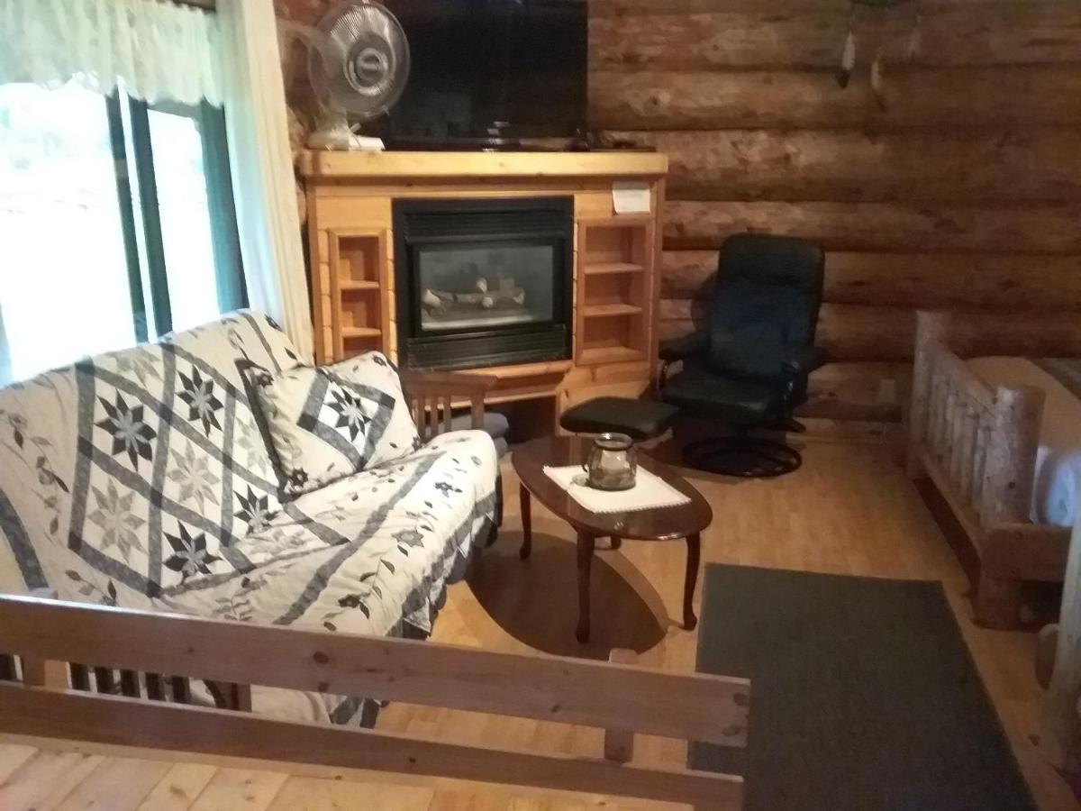 Hotel Wells Gray Guest Ranch Clearwater Zewnętrze zdjęcie