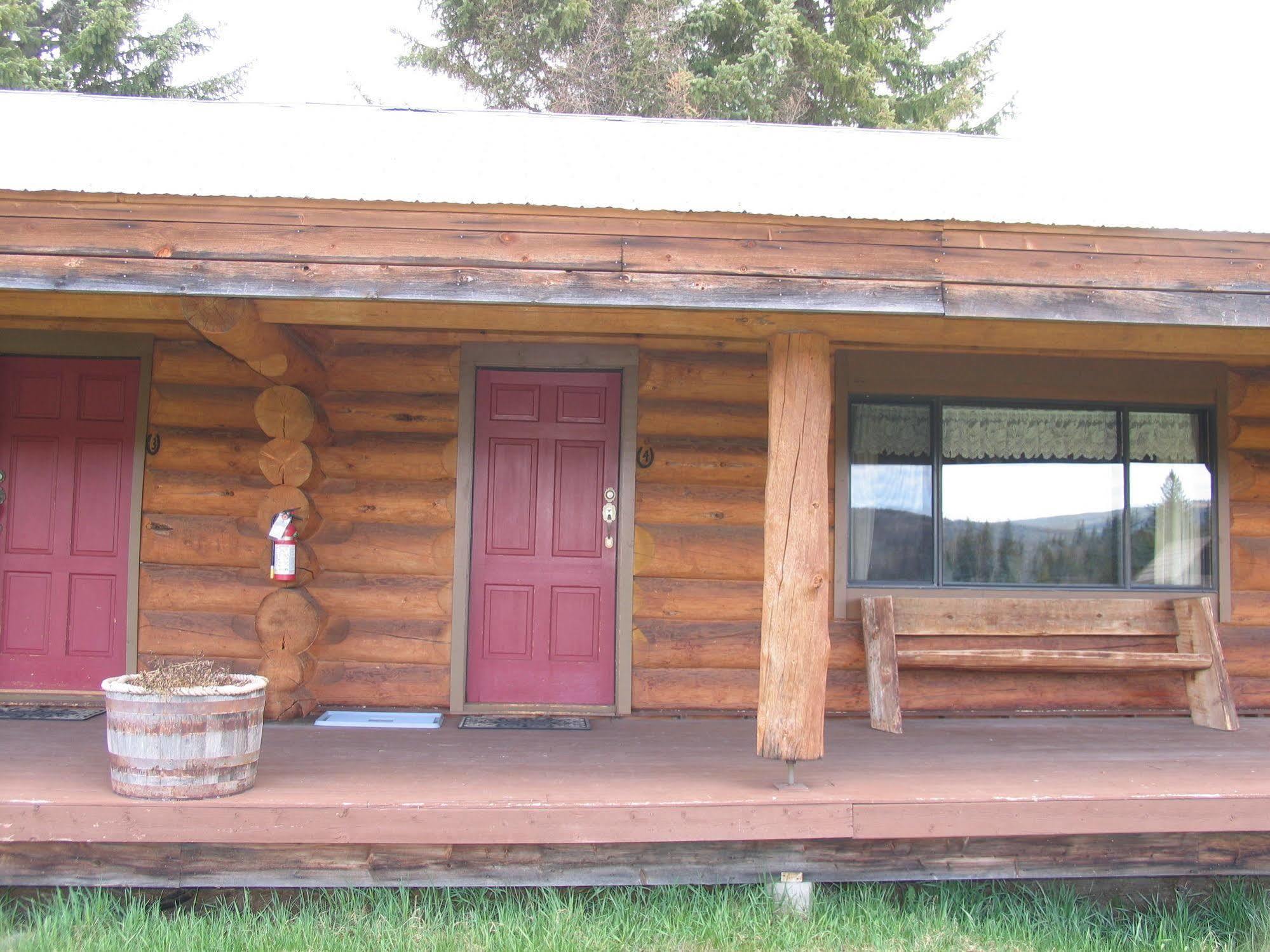 Hotel Wells Gray Guest Ranch Clearwater Zewnętrze zdjęcie